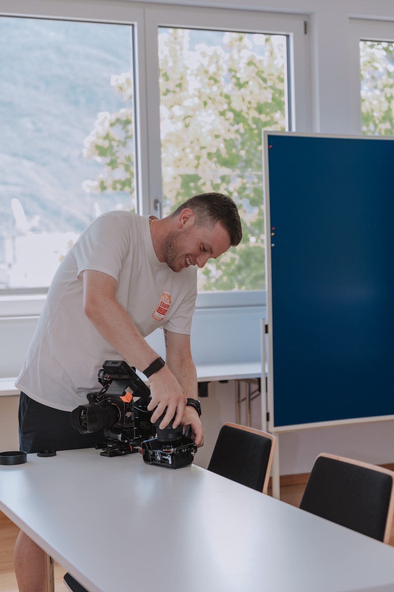 julian-atwork Julian Geiser during a video production